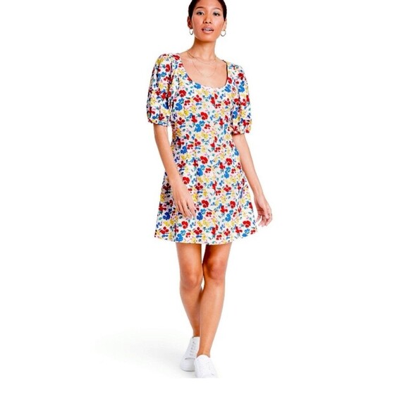 RIXO Dresses & Skirts - RIXO LONDON Floral Short Sleeve Button Up Dress Size 4 NWT Cute Party Vacation